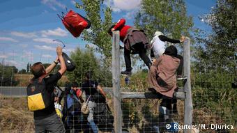 Ungarn Flüchtlinge bei Roszke