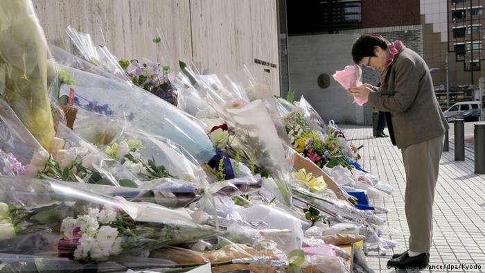 Frankreich Japan Trauer für die Opfer der Anschl?ge in Paris Botschaft in Tokio