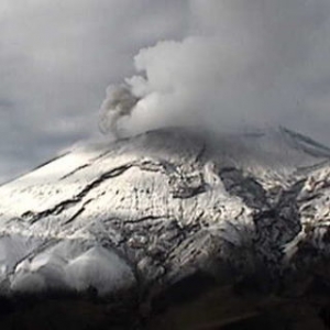 墨西哥火山爆发 火山灰笼罩墨西哥城